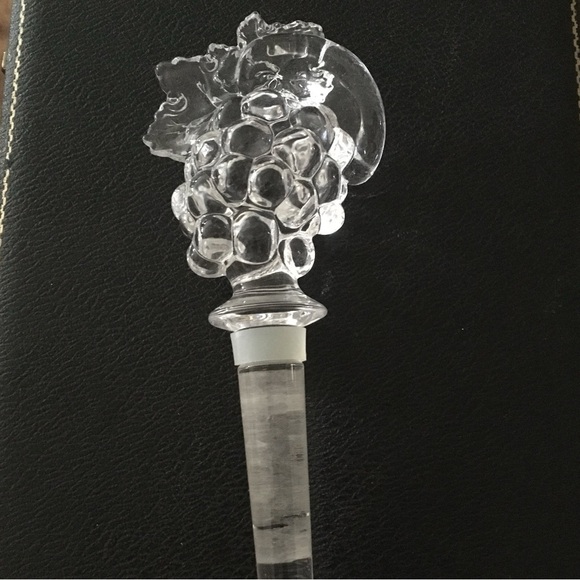 Vintage 1990s Mikasa Austrian Crystal Grape Wine Stopper Fruit Collection, NIB - Picture 1 of 9